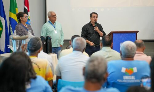 Prefeito interino Altemar Lopes recebe lideranças comunitárias e ouve demandas dos bairros