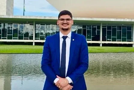 Lei de Matheus Barbosa cria política pública permanente de proteção animal em Pedra Preta