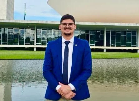 Lei de Matheus Barbosa cria política pública permanente de proteção animal em Pedra Preta