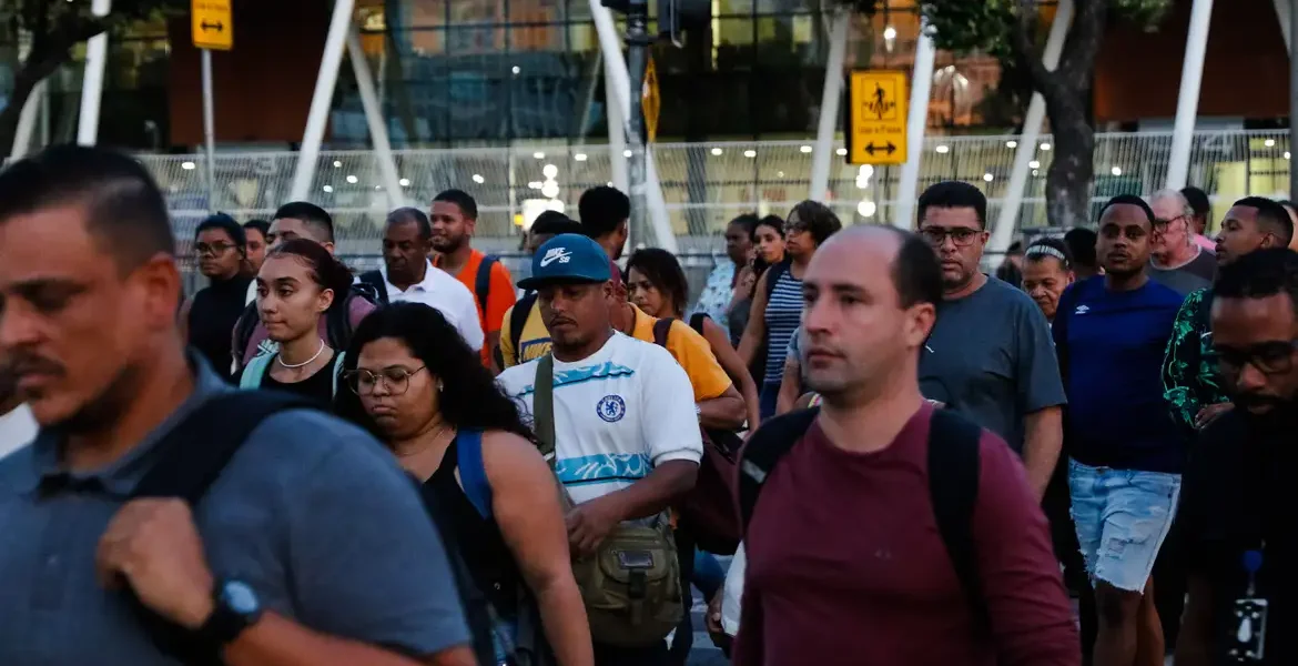 Desemprego no 1º trimestre é de 6,1%, o menor já registrado no período