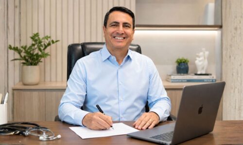 Dr. Altemar homenageia assistentes sociais e apoia piso salarial nacional de R$ 5,5 mil