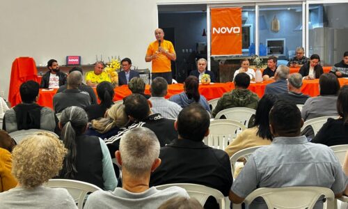 Mais de 200 pessoas participam de ato de filiação do NOVO em Rondonópolis